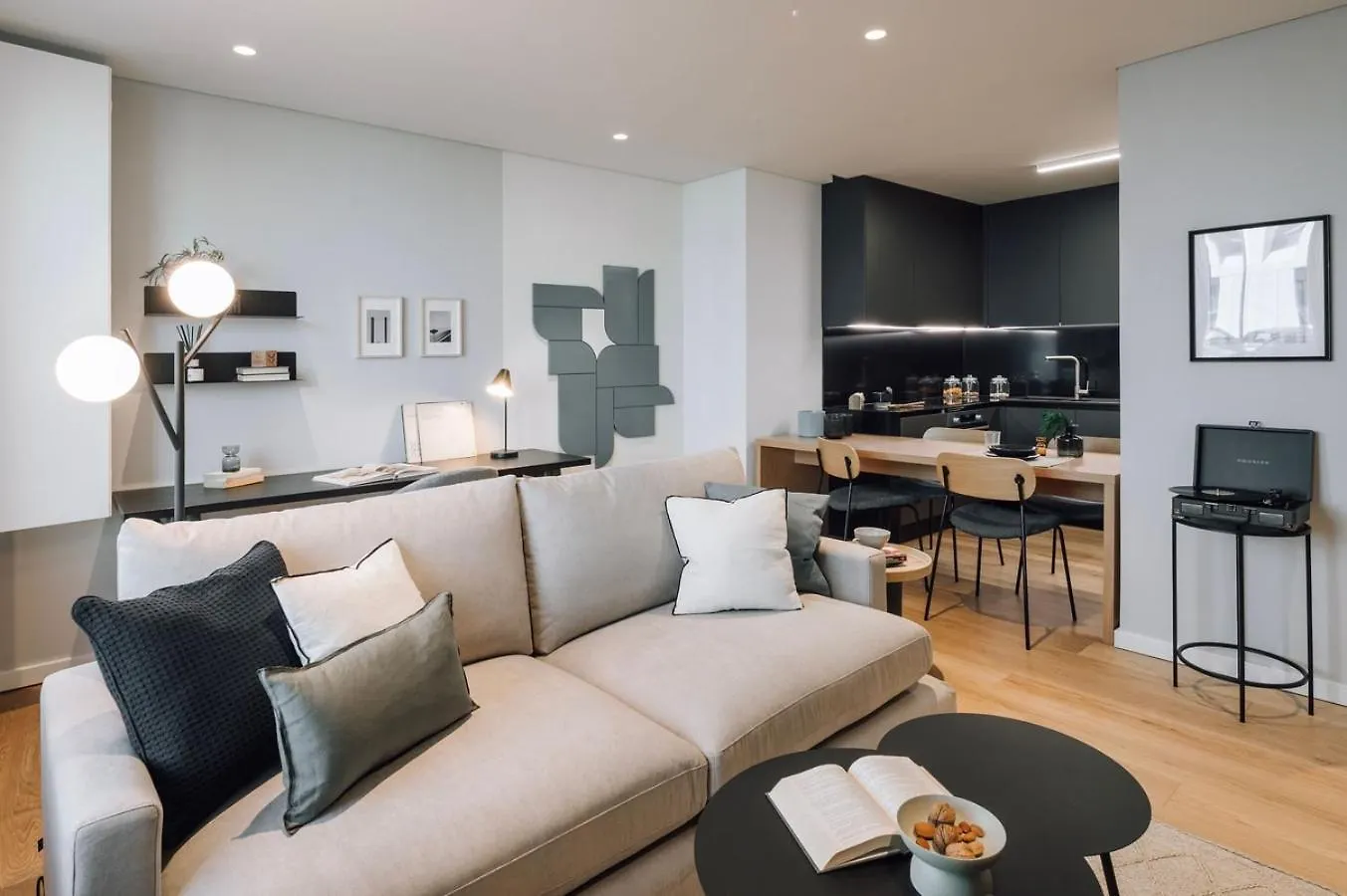 Gale - 1 Bedroom And Pool In Areeiro Lisboa Portugal
